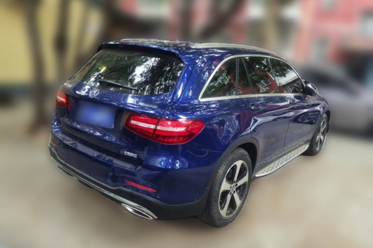 Used Mercedes-Benz GLC 2017 GLC 260 4MATIC Luxury Model Rear Right 45 Deg