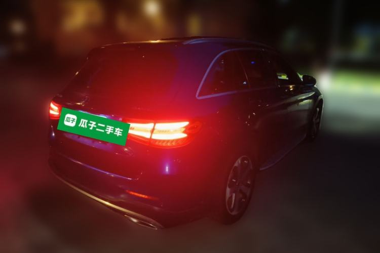 Used Mercedes-Benz GLC 2017 GLC 260 4MATIC Luxury Model Rear Right 45 Deg