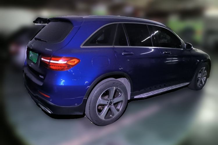 Used Mercedes-Benz GLC 2017 GLC 260 4MATIC Luxury Model Rear Right 45 Deg