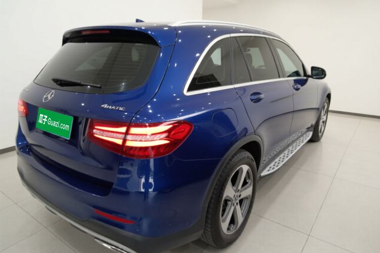 Used Mercedes-Benz GLC 2017 GLC 260 4MATIC Luxury Model Rear Right 45 Deg
