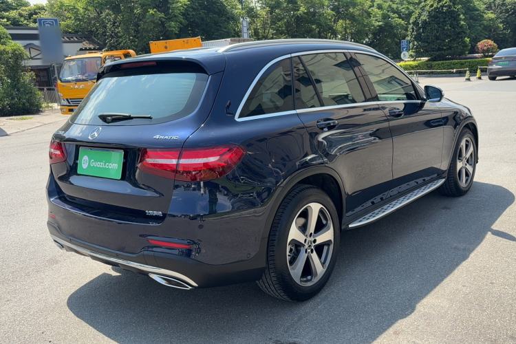 Used Mercedes-Benz GLC 2017 GLC 260 4MATIC Luxury Model Rear Right 45 Deg
