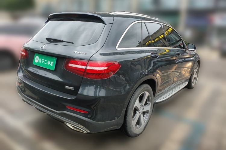 Used Mercedes-Benz GLC 2017 GLC 260 4MATIC Luxury Model Rear Right 45 Deg