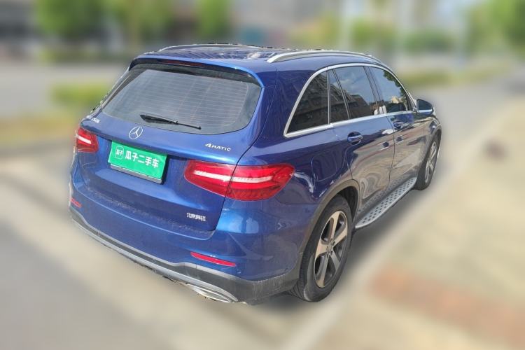 Used Mercedes-Benz GLC 2017 GLC 260 4MATIC Luxury Model Rear Right 45 Deg