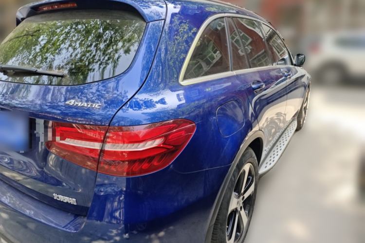 Used Mercedes-Benz GLC 2017 GLC 260 4MATIC Luxury Model Rear Right 45 Deg