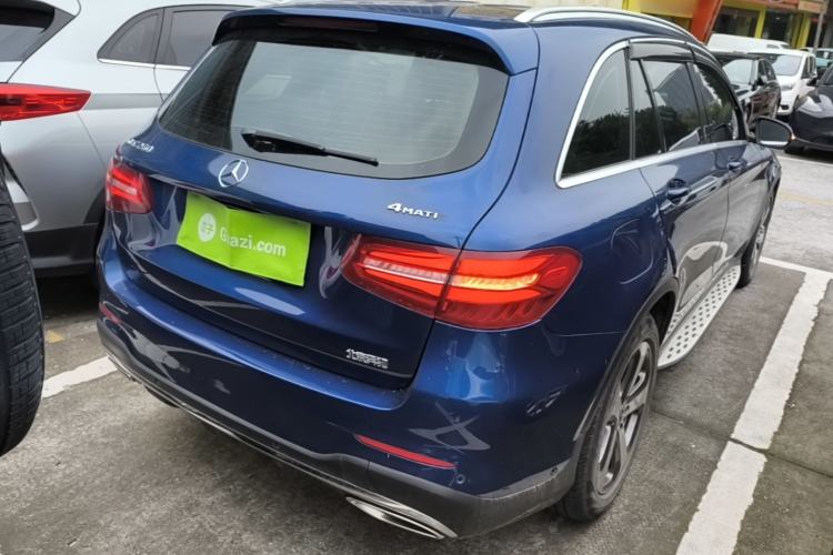Used Mercedes-Benz GLC 2017 GLC 260 4MATIC Luxury Model Rear Right 45 Deg