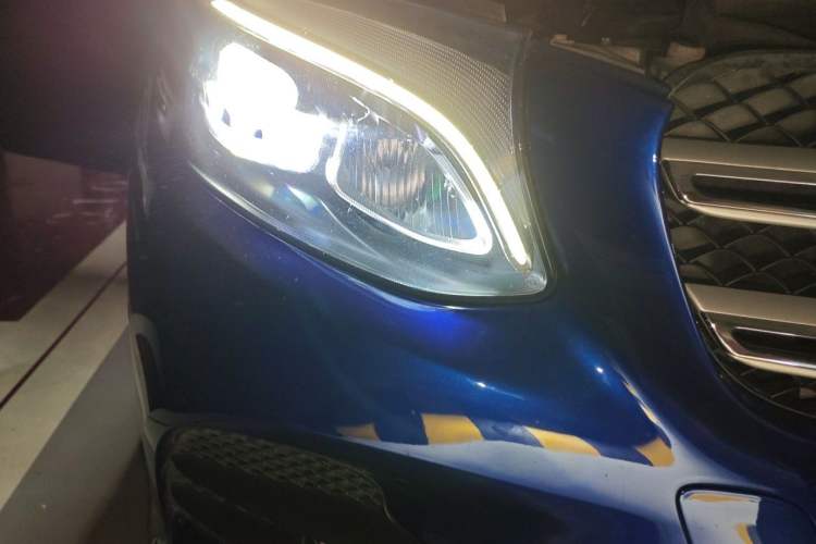 Used Mercedes-Benz GLC 2017 GLC 200 4MATIC Right Front Headlight