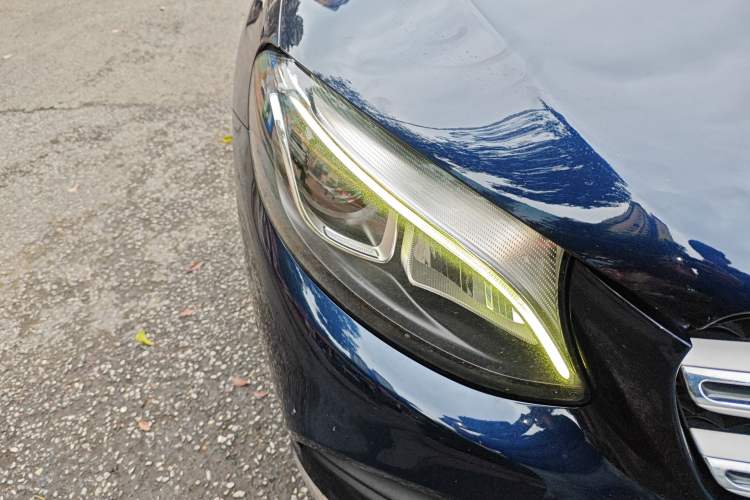 Used Mercedes-Benz GLC 2017 GLC 260 4MATIC Dynamic Edition Right Front Headlight