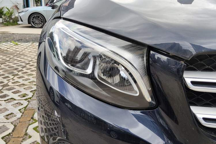 Used Mercedes-Benz GLC 2017 GLC 200 4MATIC Right Front Headlight