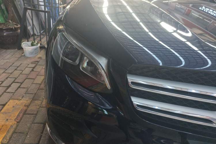 Used Mercedes-Benz GLC 2017 GLC 260 4MATIC Luxury Model Right Front Headlight