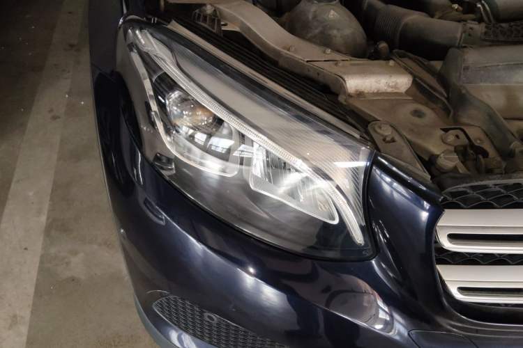 Used Mercedes-Benz GLC 2017 GLC 200 4MATIC Right Front Headlight