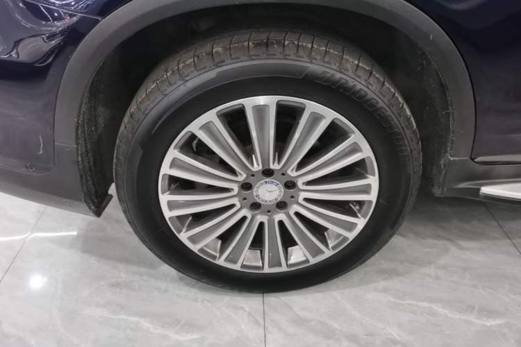 Used Mercedes-Benz GLC 2017 GLC 260 4MATIC Dynamic Edition Right Rear Wheel Hub