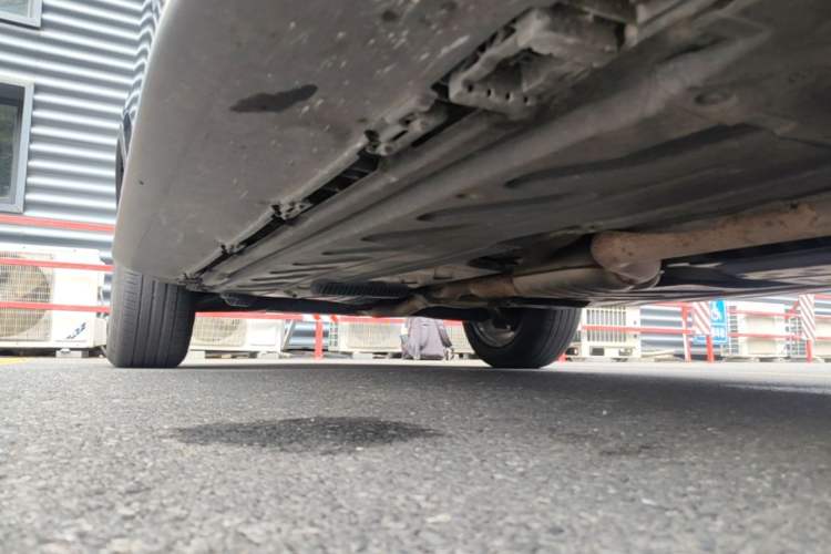Used Mercedes-Benz GLC 2017 GLC 260 4MATIC Dynamic Edition Right Side Sill