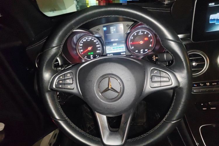 Used Mercedes-Benz GLC 2017 GLC 260 4MATIC Dynamic Edition Steering Wheel