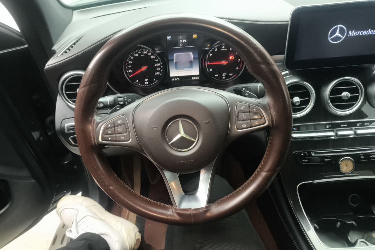 Used Mercedes-Benz GLC 2017 GLC 260 4MATIC Dynamic Edition Steering Wheel