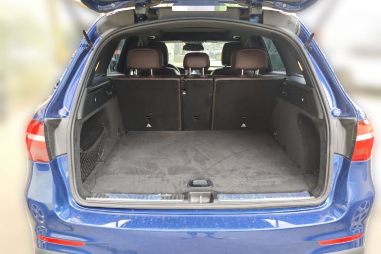 Used Mercedes-Benz GLC 2017 GLC 260 4MATIC Luxury Model Trunk