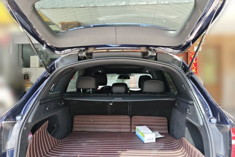 Used Mercedes-Benz GLC 2017 GLC 300 4MATIC Sport Edition Trunk