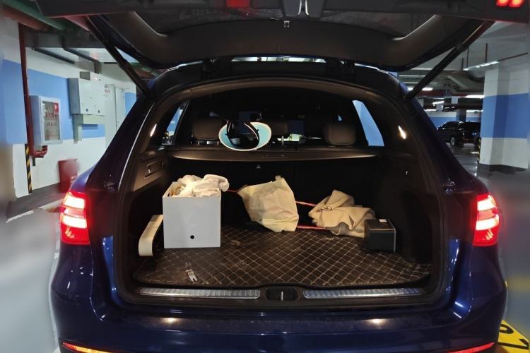 Used Mercedes-Benz GLC 2017 GLC 200 4MATIC Trunk