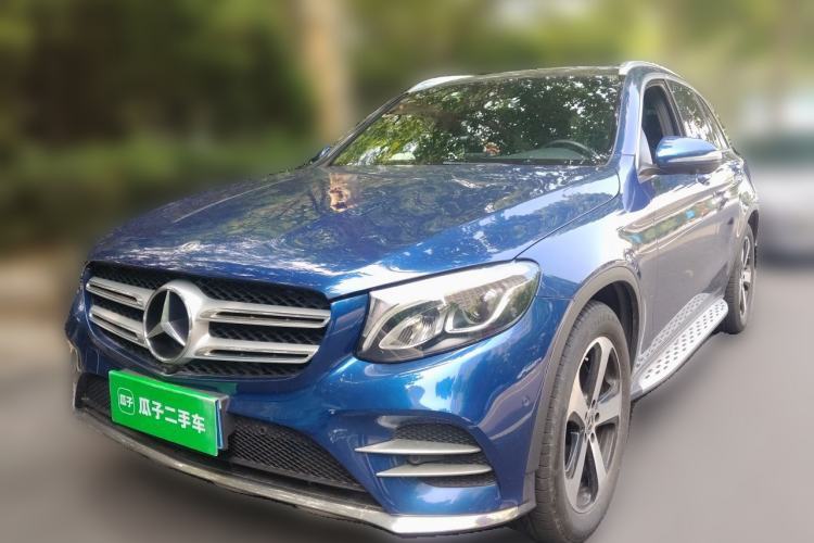 Used Mercedes-Benz GLC 2017 GLC 260 4MATIC Luxury Model Guazi used car, China used car export, Used car for sale, Used cars, Cheapest cars for sale