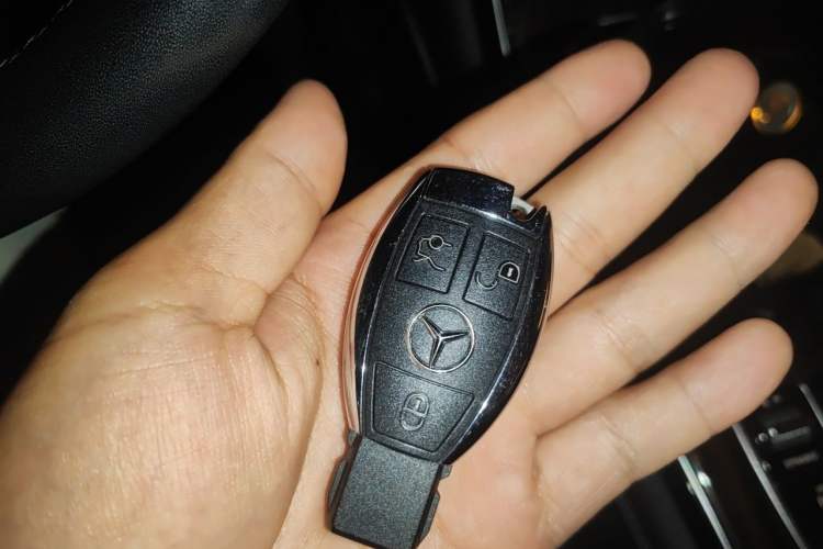 Used Mercedes-Benz GLC 2017 GLC 260 4MATIC Dynamic Edition Vehicle Key