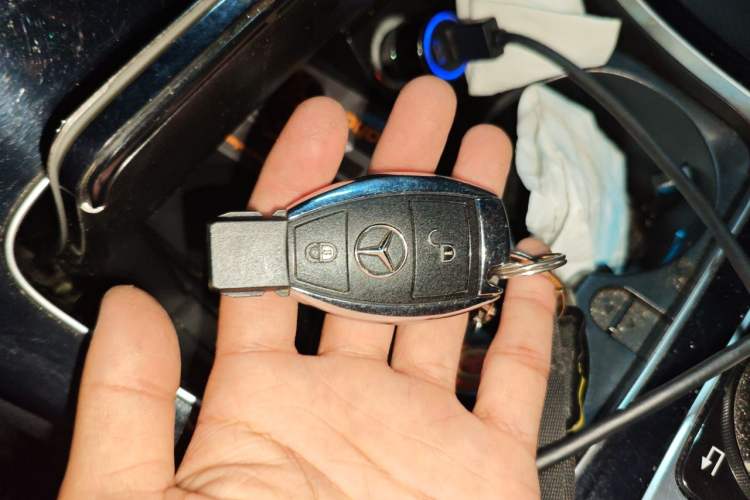 Used Mercedes-Benz GLC 2017 GLC 200 4MATIC Vehicle Key