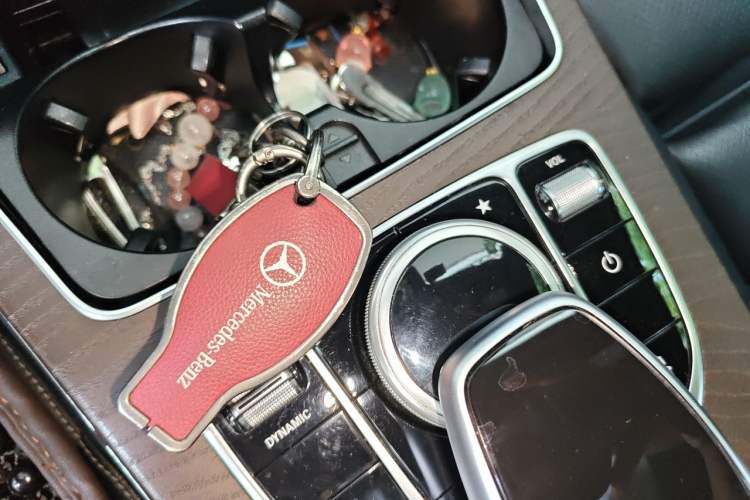 Used Mercedes-Benz GLC 2017 GLC 300 4MATIC Sport Edition Vehicle Key