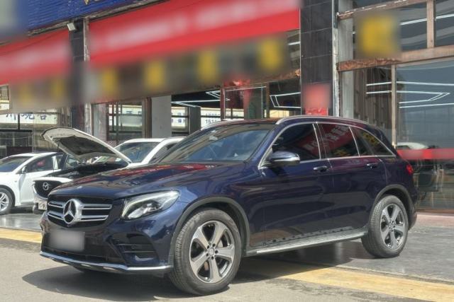 Used Mercedes-Benz GLC 2017 GLC 260 4MATIC Luxury Model