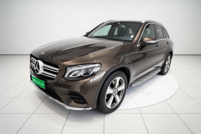 Mercedes-Benz GLC 2017 GLC 260 4MATIC Luxury Model usado