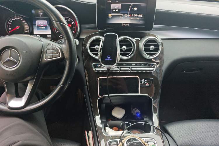 Used Mercedes-Benz GLC 2017 GLC 260 4MATIC Luxury Model Audio And AC Panel