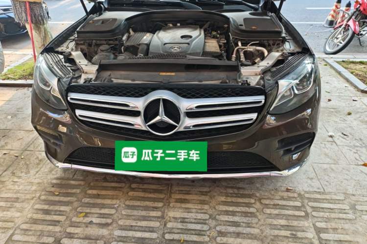 Used Mercedes-Benz GLC 2017 GLC 260 4MATIC Dynamic Edition Engine Bay