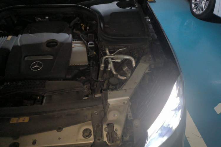 Used Mercedes-Benz GLC 2017 GLC 300 4MATIC Sport Edition Engine Bay Left