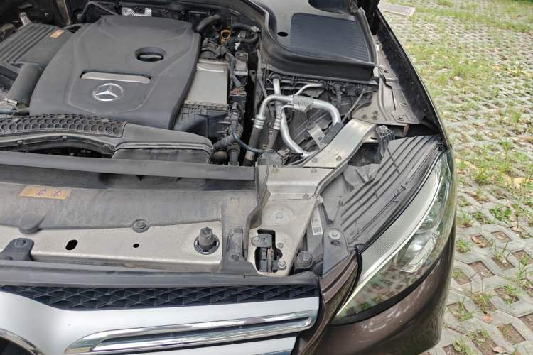Used Mercedes-Benz GLC 2017 GLC 300 4MATIC Sport Edition Engine Bay Left