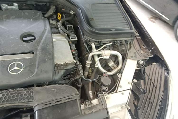Used Mercedes-Benz GLC 2017 GLC 260 4MATIC Luxury Model Engine Bay Left