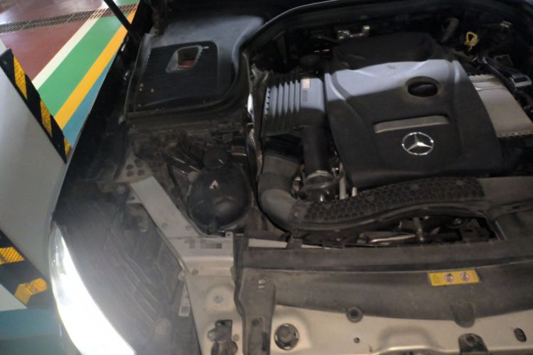 Used Mercedes-Benz GLC 2017 GLC 300 4MATIC Sport Edition Engine Bay Right