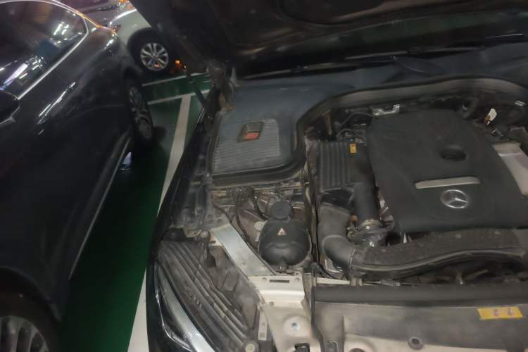 Used Mercedes-Benz GLC 2017 GLC 260 4MATIC Dynamic Edition Engine Bay Right