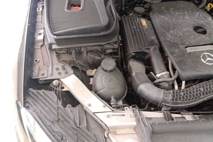 Used Mercedes-Benz GLC 2017 GLC 260 4MATIC Luxury Model Engine Bay Right