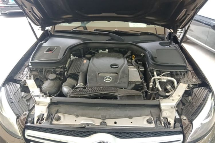 Used Mercedes-Benz GLC 2017 GLC 260 4MATIC Luxury Model Engine Bay