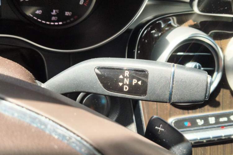 Used Mercedes-Benz GLC 2017 GLC 260 4MATIC Luxury Model Gear Lever