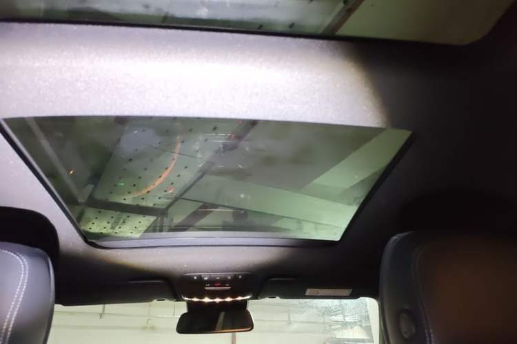 Used Mercedes-Benz GLC 2017 GLC 300 4MATIC Sport Edition Headliner