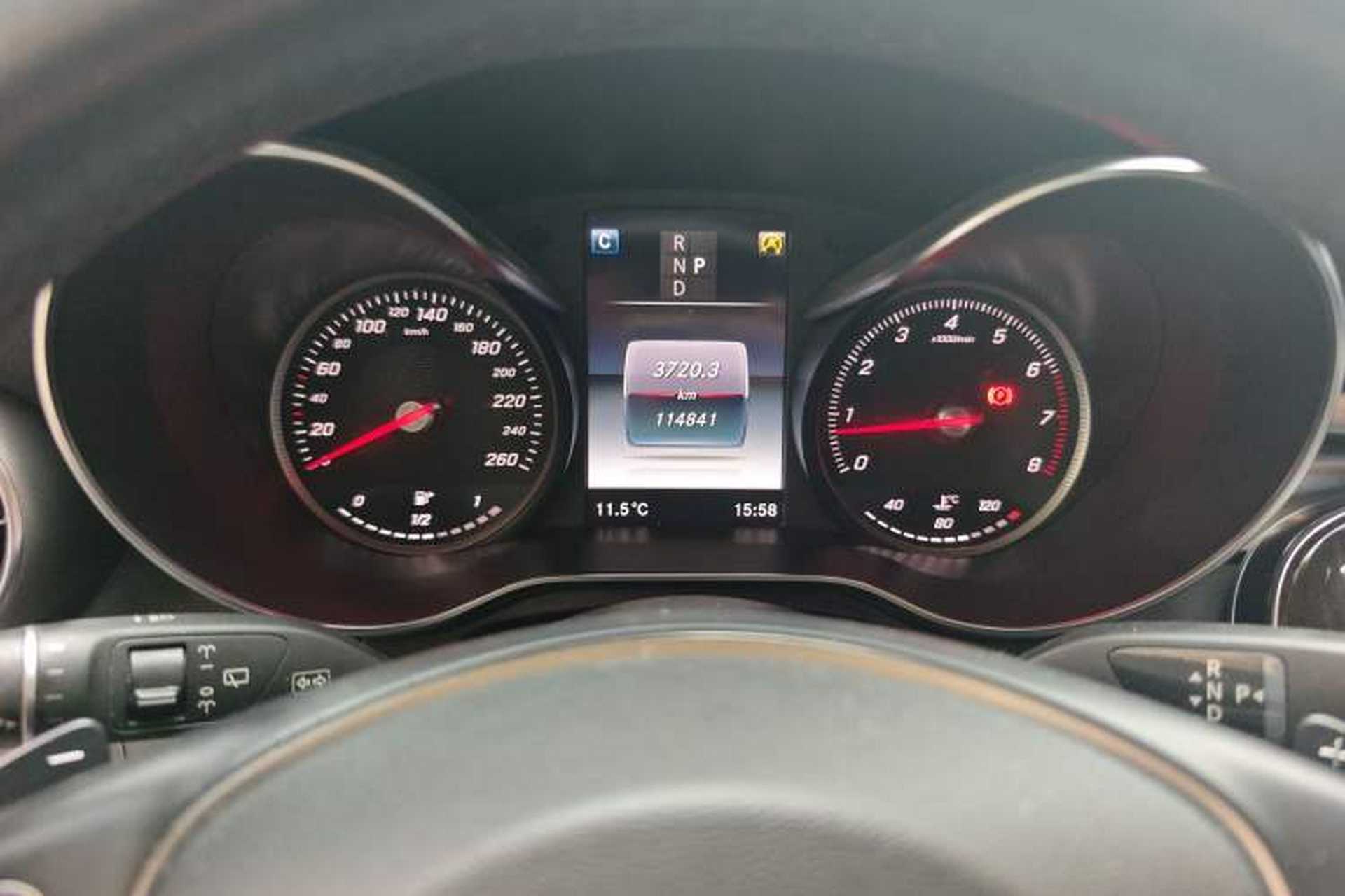 Used Mercedes-Benz GLC 2017 GLC 260 4MATIC Luxury Model Instrument Cluster