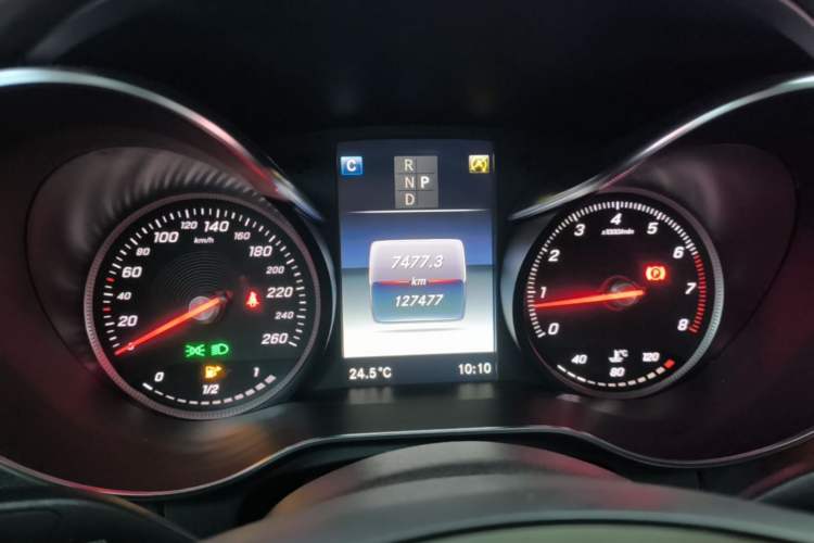 Used Mercedes-Benz GLC 2017 GLC 300 4MATIC Sport Edition Instrument Cluster
