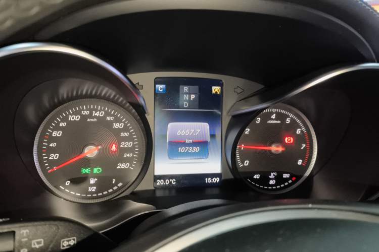 Used Mercedes-Benz GLC 2017 GLC 260 4MATIC Dynamic Edition Instrument Cluster