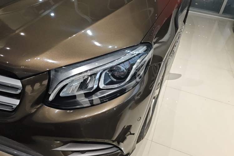 Used Mercedes-Benz GLC 2017 GLC 260 4MATIC Luxury Model Left Front Headlight
