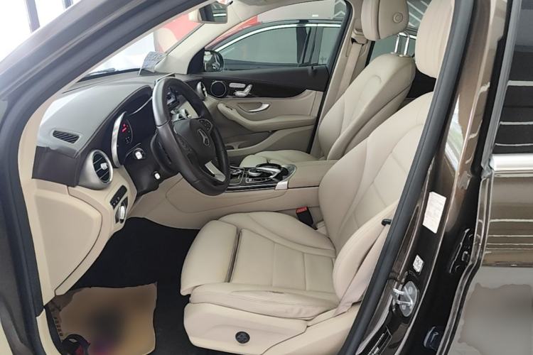 Used Mercedes-Benz GLC 2017 GLC 260 4MATIC Luxury Model Left Front Seat