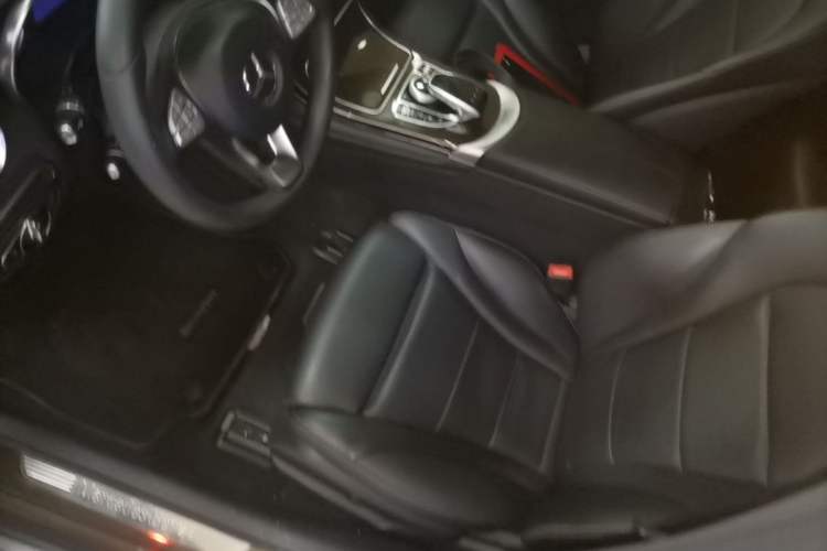 Used Mercedes-Benz GLC 2017 GLC 260 4MATIC Dynamic Edition Left Front Seat