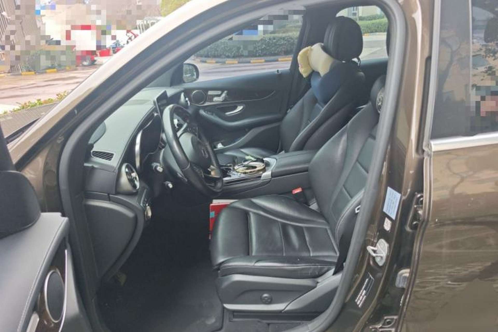 Used Mercedes-Benz GLC 2017 GLC 260 4MATIC Luxury Model Left Front Seat