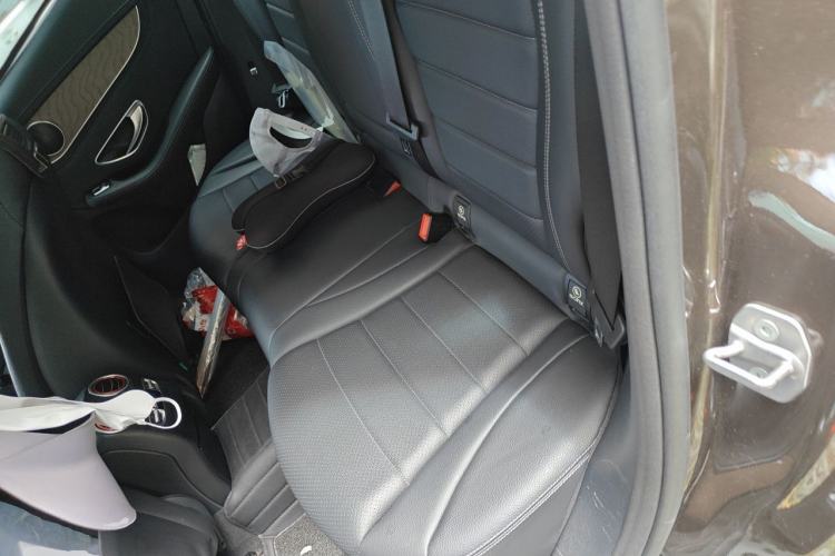 Used Mercedes-Benz GLC 2017 GLC 300 4MATIC Sport Edition Left Rear Seat