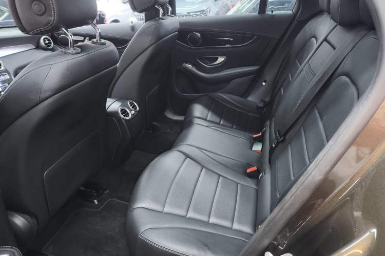 Used Mercedes-Benz GLC 2017 GLC 260 4MATIC Dynamic Edition Left Rear Seat