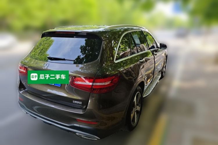 Used Mercedes-Benz GLC 2017 GLC 260 4MATIC Luxury Model Rear Right 45 Deg