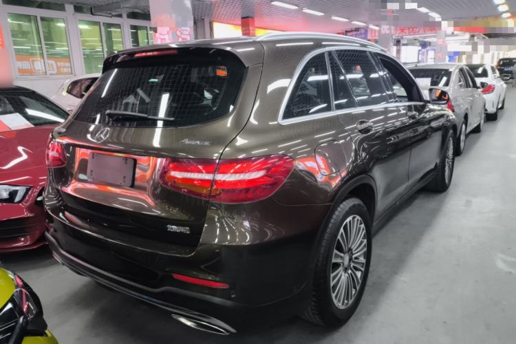 Used Mercedes-Benz GLC 2017 GLC 260 4MATIC Dynamic Edition Rear Right 45 Deg