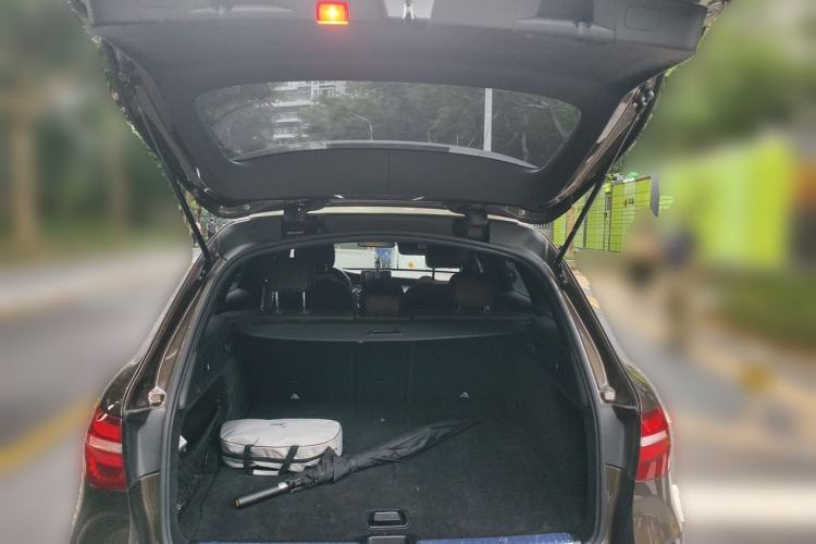 Used Mercedes-Benz GLC 2017 GLC 200 4MATIC Trunk